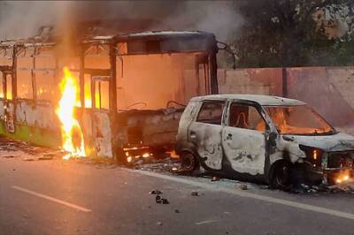 Peaceful Protest After Due Permission Won't be Stopped, Say Police as Violence Grips South Delhi