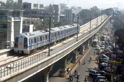 Over 180 women held for pick-pocketing in Delhi Metro in 2015