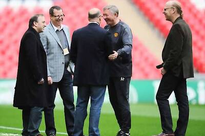 Man Utd world's first team to top $3 bln in value: Forbes