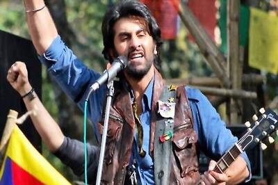 Spice up V-Day with romantic Bollywood movies