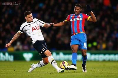 Crystal Palace beat Tottenham 2-1 in Alan Pardew's first game