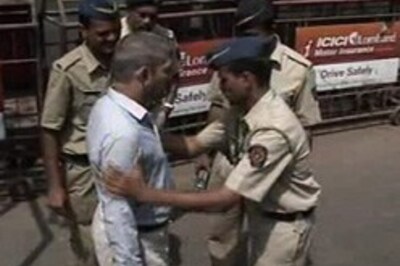 '93 blasts: 5 sentenced to 3 yrs RI