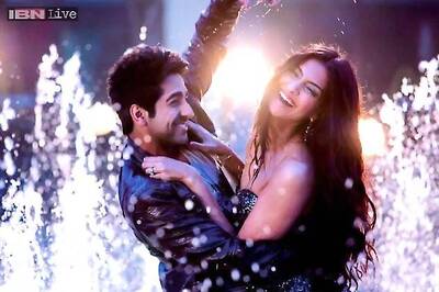 Sonam is very intelligent, couldn't think of anyone else for 'Bewakoofiyaan', says director Nupur Asthana