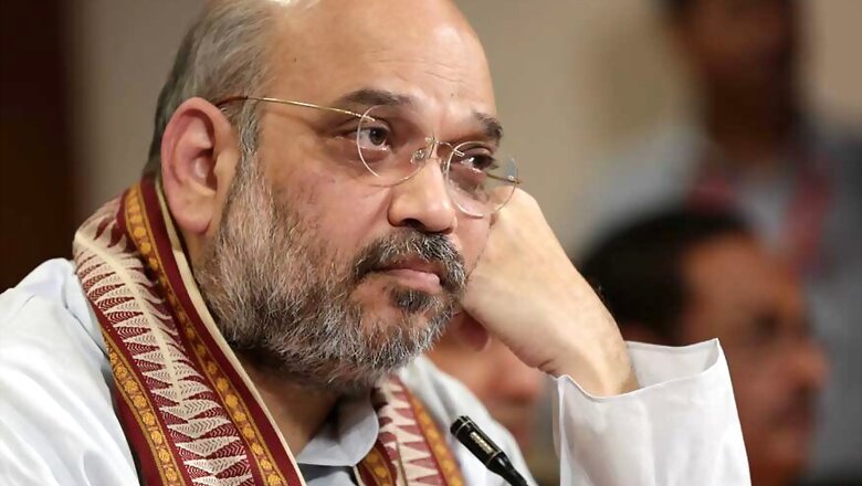 A Day After Meeting Amit Shah, Four Bengal Families Join Trinamool Congress