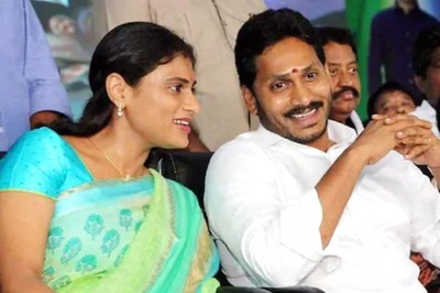 ‘Stone-hearted’ KCR Should Release Job Notification to End Suicides, Says YS Sharmila