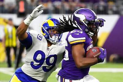 Vikings Lacked Energy Early Sunday, Now Lacking Playoff Spot