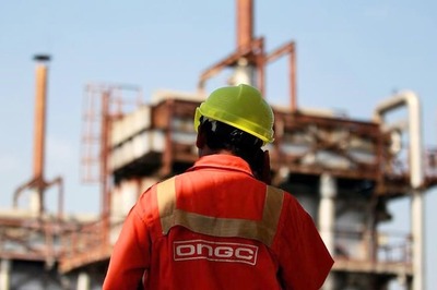 ONGC Raises Rs 180 Billion from Banks to Buy Refinery Stake