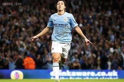 Classy Manchester City thrash Newcastle 4-0