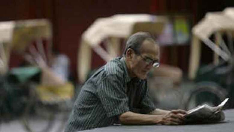 Older people enjoy negative stories about young