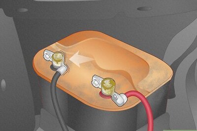 Why Does the Battery Light Come On When the Car Drives Fine?