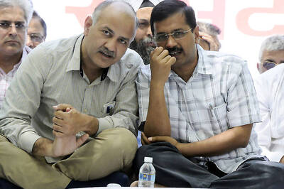 Delhi Chief Secretary's Removal May Trigger Fresh Centre-AAP Govt Tussle