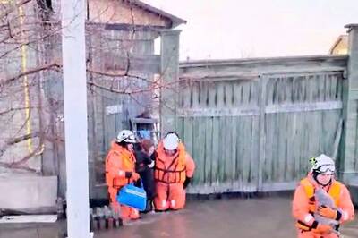Russia Floods: Thousands Flee Their Homes As Melting Snow Triggers Deluge