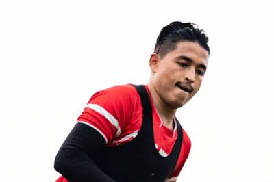 ISL Transfer News: FC Goa Sign Nongdomba Naorem for Free on Long-term Deal