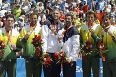 US men add beach volleyball gold to world title