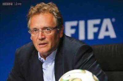 Men's FIFA World Cup could also be played on artificial turf