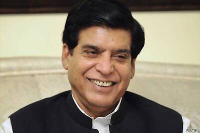 Pak government makes history by completing its term