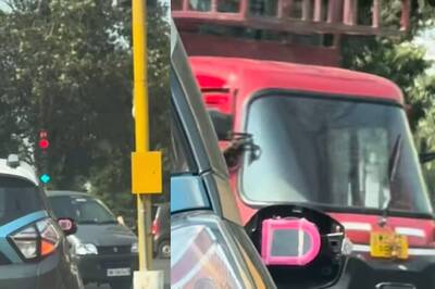 ‘India Not For Beginners’: Viral Clip Shows Driver Using Plastic Mirror For Rear View