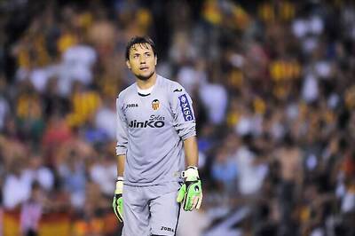 PSG to face Valencia in the first knockout