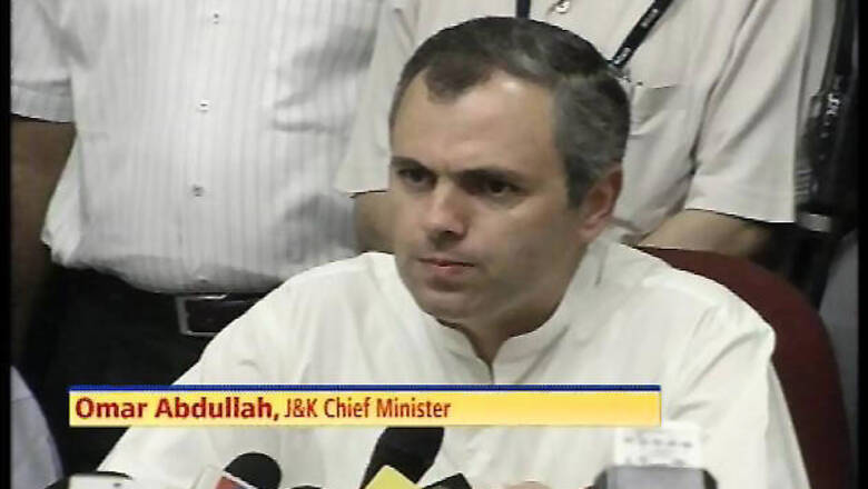 Unresolved Indo-Pak issues hampering J&K growth: Omar