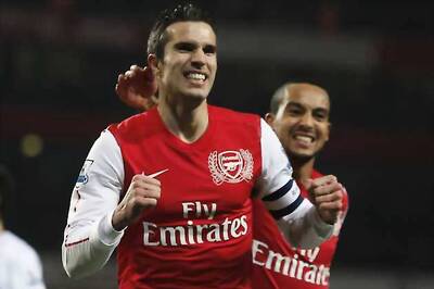 Robin van Persie denies Madrid link