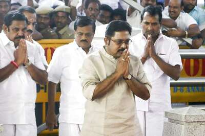 Madras HC Disposes of Plea Against Dinakaran's Candidature