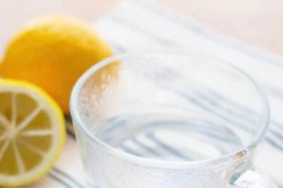 5 Health Benefits of Drinking Hot Water Daily