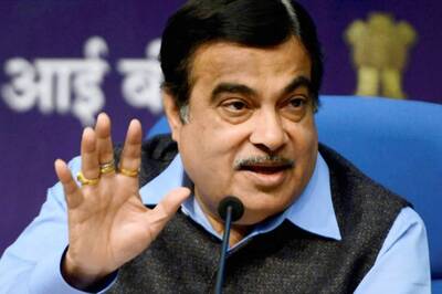 'Lowest' in 5 Yrs, Only 3,564 Accidents Took Place in 2020 Due to Potholes in India: Gadkari