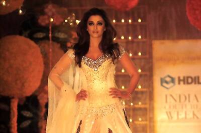 Delhi Couture Week: Aishwarya Rai to return on the ramp after 5 years for Manish Malhotra?