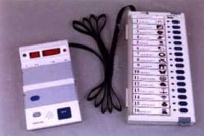 83 pc voters cast votes in Pondicherry