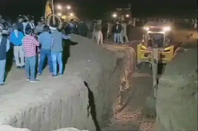 4-year-old Boy Succumbs to Injury Hours After Being Rescued from 30-ft Open Borewell in UP's Mahoba