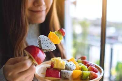 When Is The Right Time To Consume Fruit, Reveals Expert