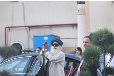 Sadhguru Discharged From Hospital After Brain Surgery