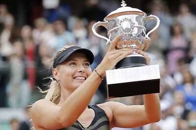 Sharapova favourite to reign at Wimbledon