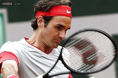 Roger Federer advances to third round at French Open