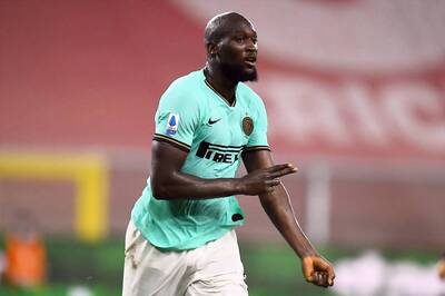 Inter Milan Put Pressure on Serie A Leaders Juventus With 3-0 Win over Genoa