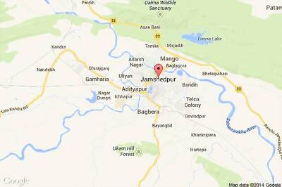 Three killed, one injured after a dumper runs into labourers