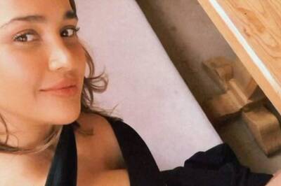 Sexy! Aisha Sharma Flaunts Cleavage In a Hot Black Cut-Out Dress; Video Leaves Fans Stunned