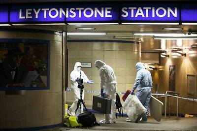 Police probe 'terrorist' London Tube stabbings
