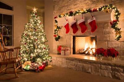 Santa Claus Fantasy May Damage Parent-Child Bond: Study