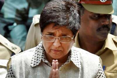 Puducherry CM, Ministers' Dharna Outside L-G Kiran Bedi's Residence Enters Third Day