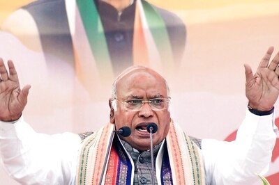 Kharge Targets Centre, Says Household Consumption Expenditure Survey 'Election-Inspired'