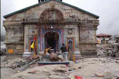 Rains lashing Uttarakhand trigger landslides, Kedarnath yatra remains stalled for 14th day