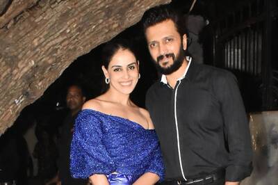 Riteish, Genelia Deshmukh in Trouble Over 'Out-of-turn' Land Allotment in Latur; Maha Govt to Probe