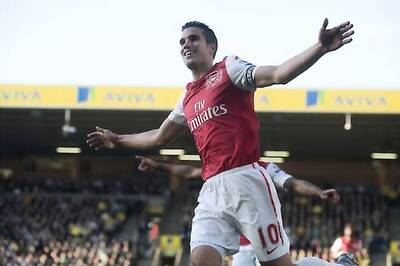 Van Persie, Vermaelen doubtful for Arsenal