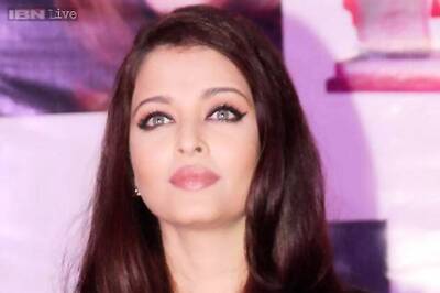Lost more weight? Aishwarya Rai dazzles at an awards function