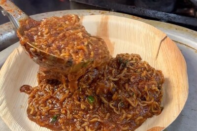 ‘Starbucks Maggi Bolo Na’: Foodies Can't Believe This Bizarre Combo Priced At Rs 600