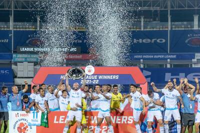 ISL 2021-22: Jamshedpur FC Lift League Winners' Shield with Historic Win over ATK Mohun Bagan