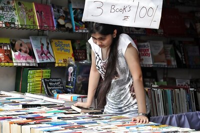 Books on Indian Culture, Morals Now 'Must' at Railway Platform Kiosks