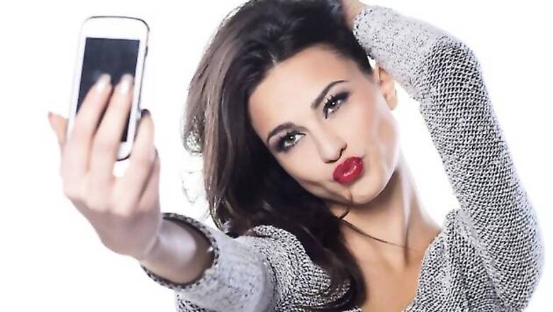 Selfie addiction may lead to low self-esteem