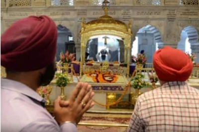 Gurdwara Majnu Ka Tilla Open its Doors to Set-up Quarantine Facilities For Virus Treatment